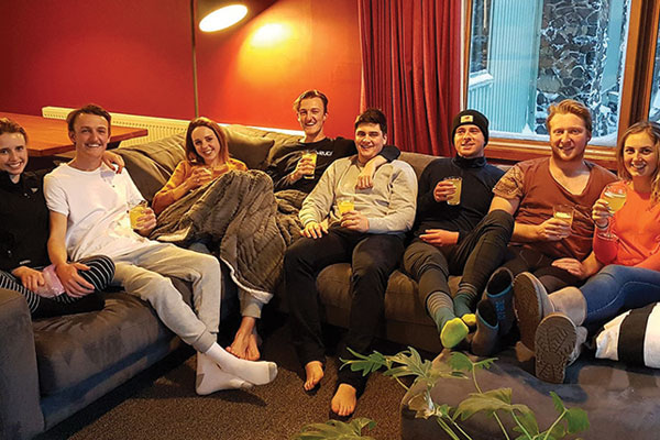 Whole-Lodge-Group-tanderra Group at Tanderra Lodge Hotham
